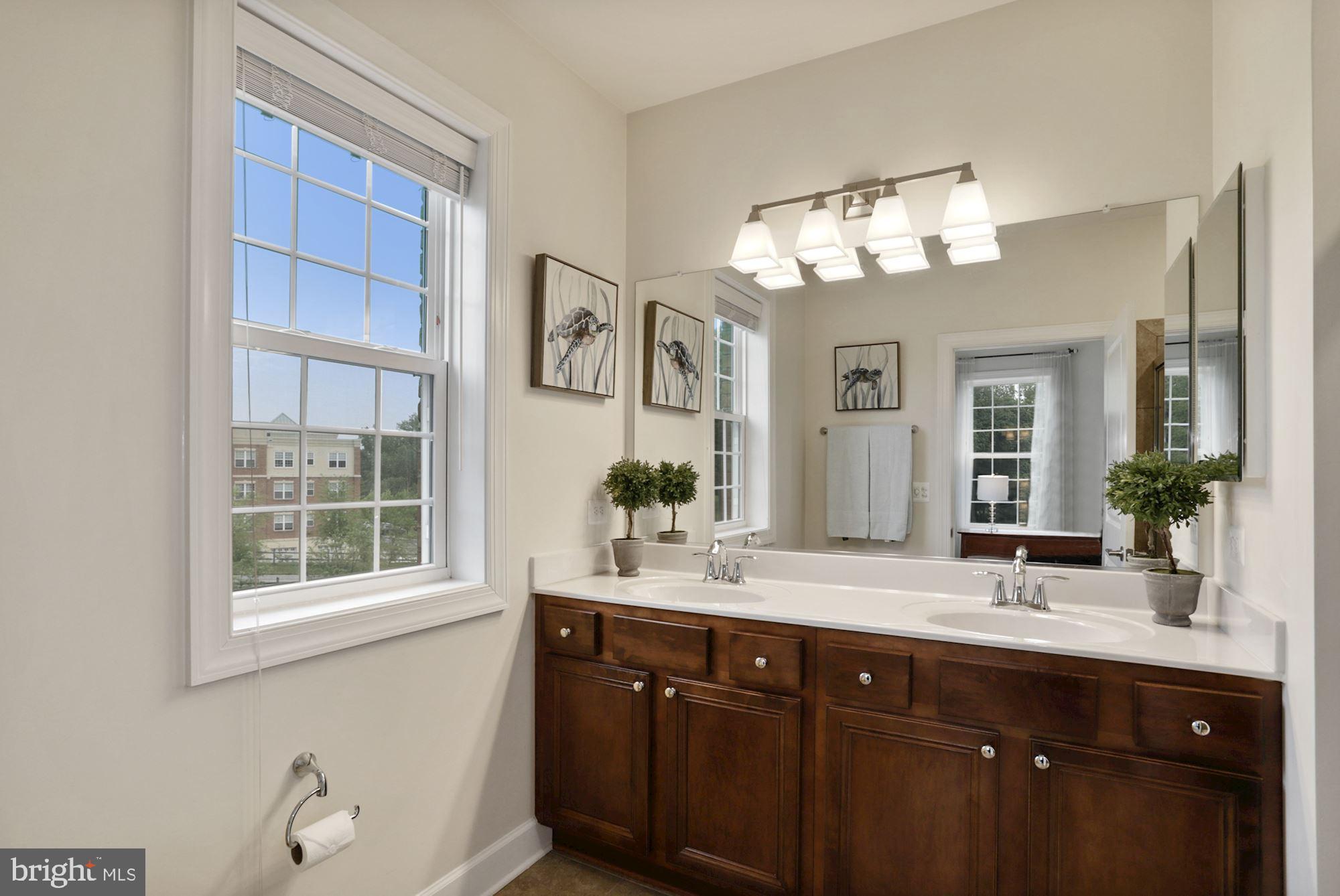 10530 Resort Road, Unit 207 Ellicott City, MD 21042 - Photo 27 of 46 En Suite Bath