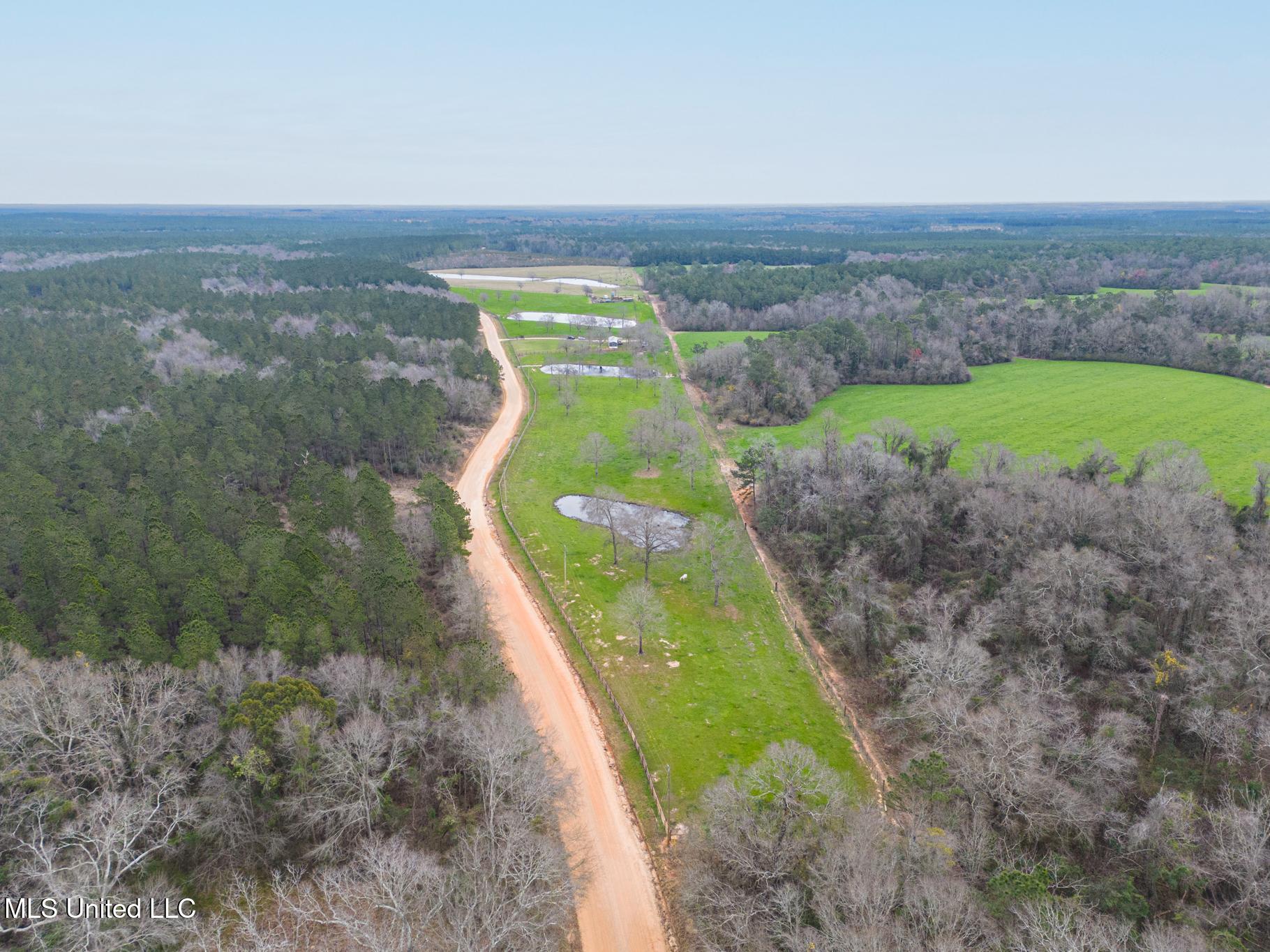 27285 McHenry Road Saucier, MS 39574 - Photo 18 of 26 27285 McHenry-3