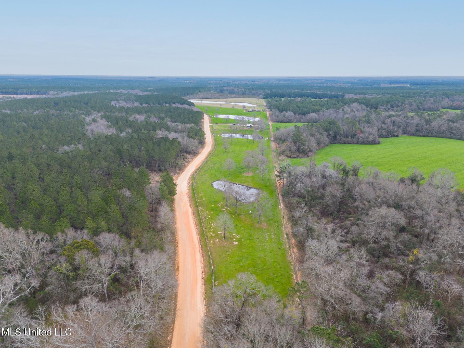 27285 McHenry Road Saucier, MS 39574 - Photo 20 of 26 27285 McHenry-4