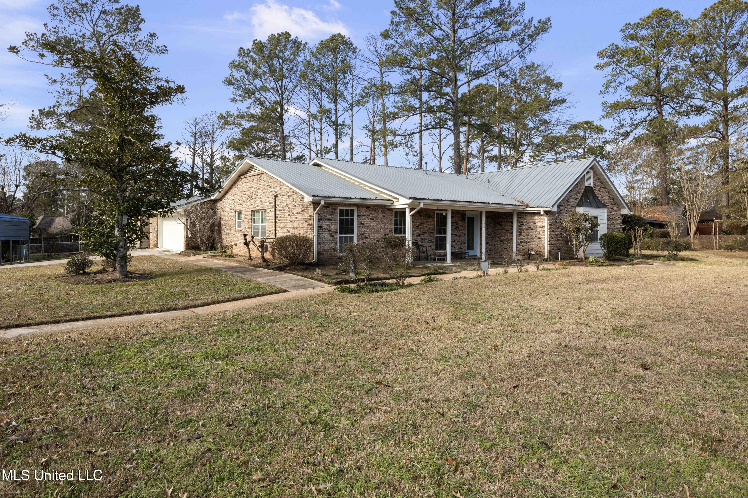 5039 Forest Hill Road Byram, MS 39272 - Photo 6 of 38 EOSR1824