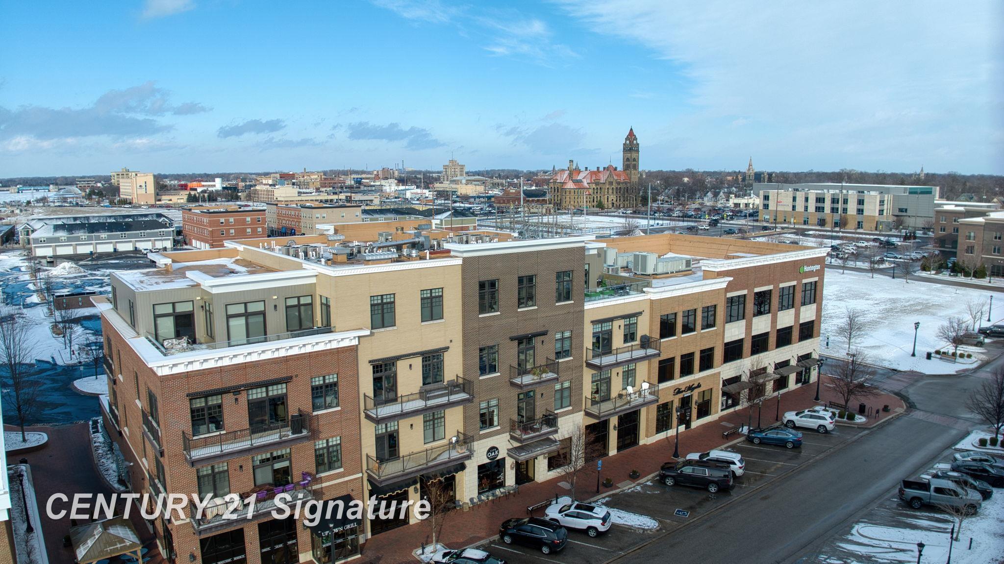 9 East Main Street Bay City, MI 48708 - Photo 6 of 26 50166470-86ebd9ef-03b0-4229-a96f-a8ea7b803226.JPG