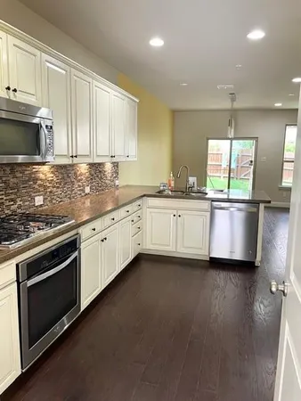 $2,450 | 2521 Jackson Drive, Lewisville, TX 75067