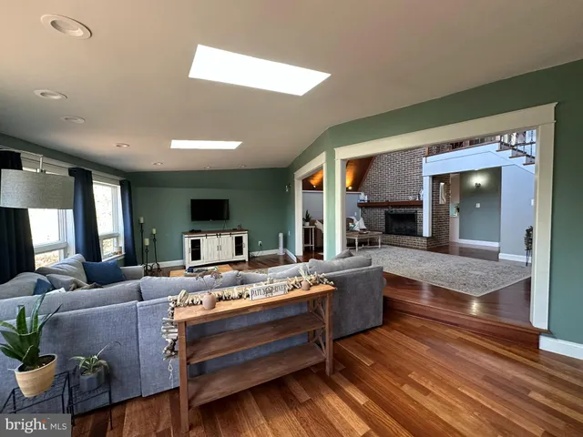 $2,900 | 3351 Carroll Road, Huntingtown, MD 20639