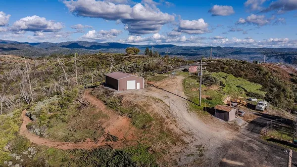 $899,000 | 9515 Ham Luddy Road, Mountain Ranch, CA 95246