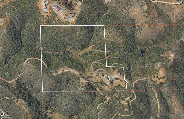 $899,000 | 9515 Ham Luddy Road, Mountain Ranch, CA 95246