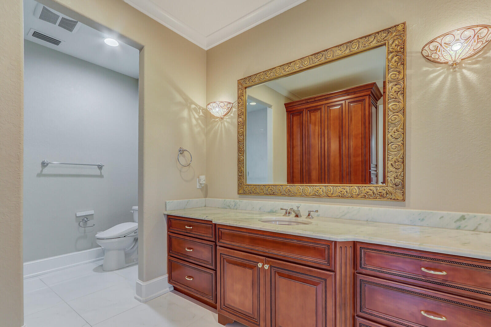 3572 Southeast Court Drive Stuart, FL 34997 - Photo 29 of 64 Primary Bath