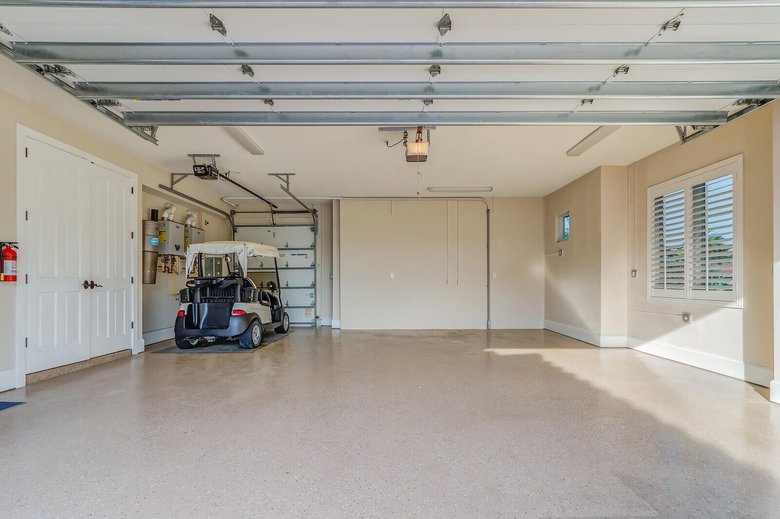 3572 Southeast Court Drive Stuart, FL 34997 - Photo 43 of 64 Garage