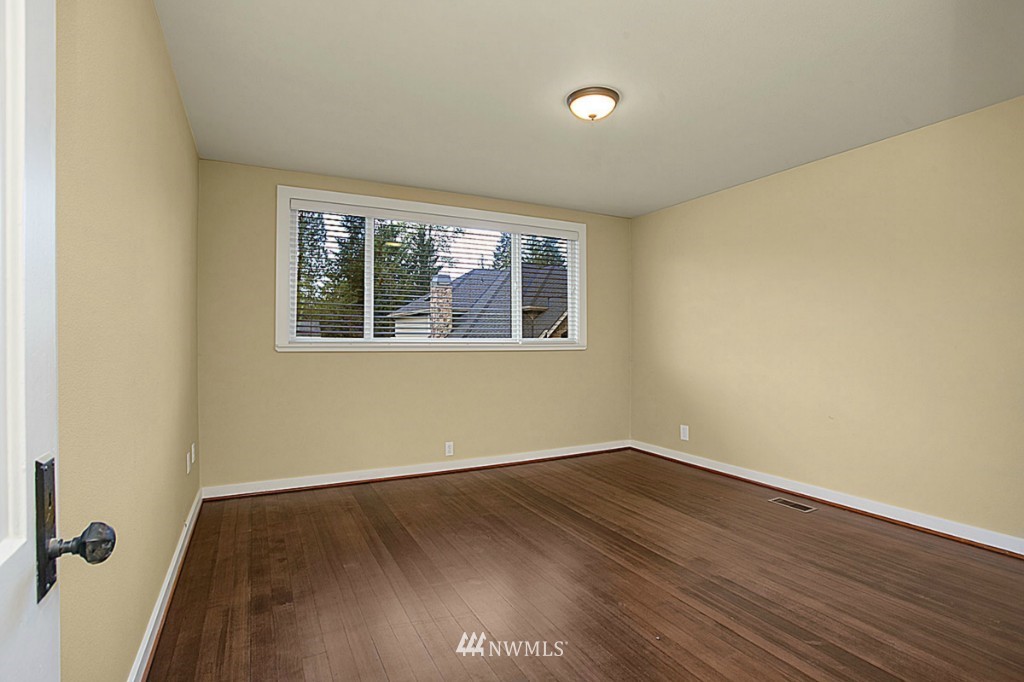21407 9th Avenue Southeast Bothell, WA 98021 - Photo 8 of 16