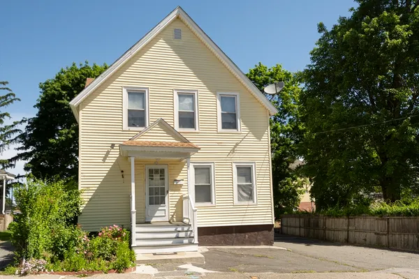 $399,000 | 2 Kosta Street, Worcester, MA 01607