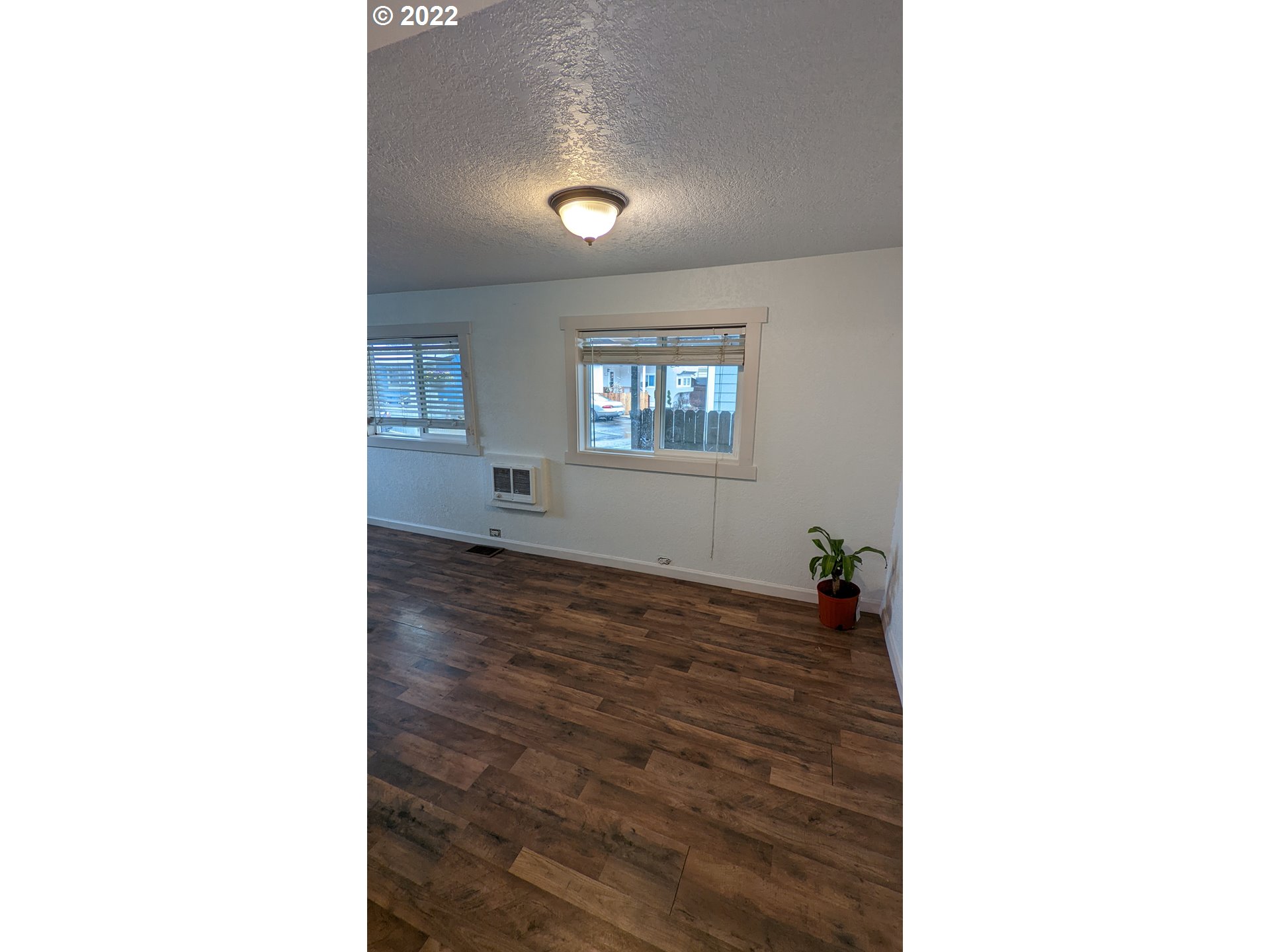 8951 Southeast Fuller Road, Unit 4 Happy Valley, OR 97086 - Photo 5 of 27 Gallery Image 5