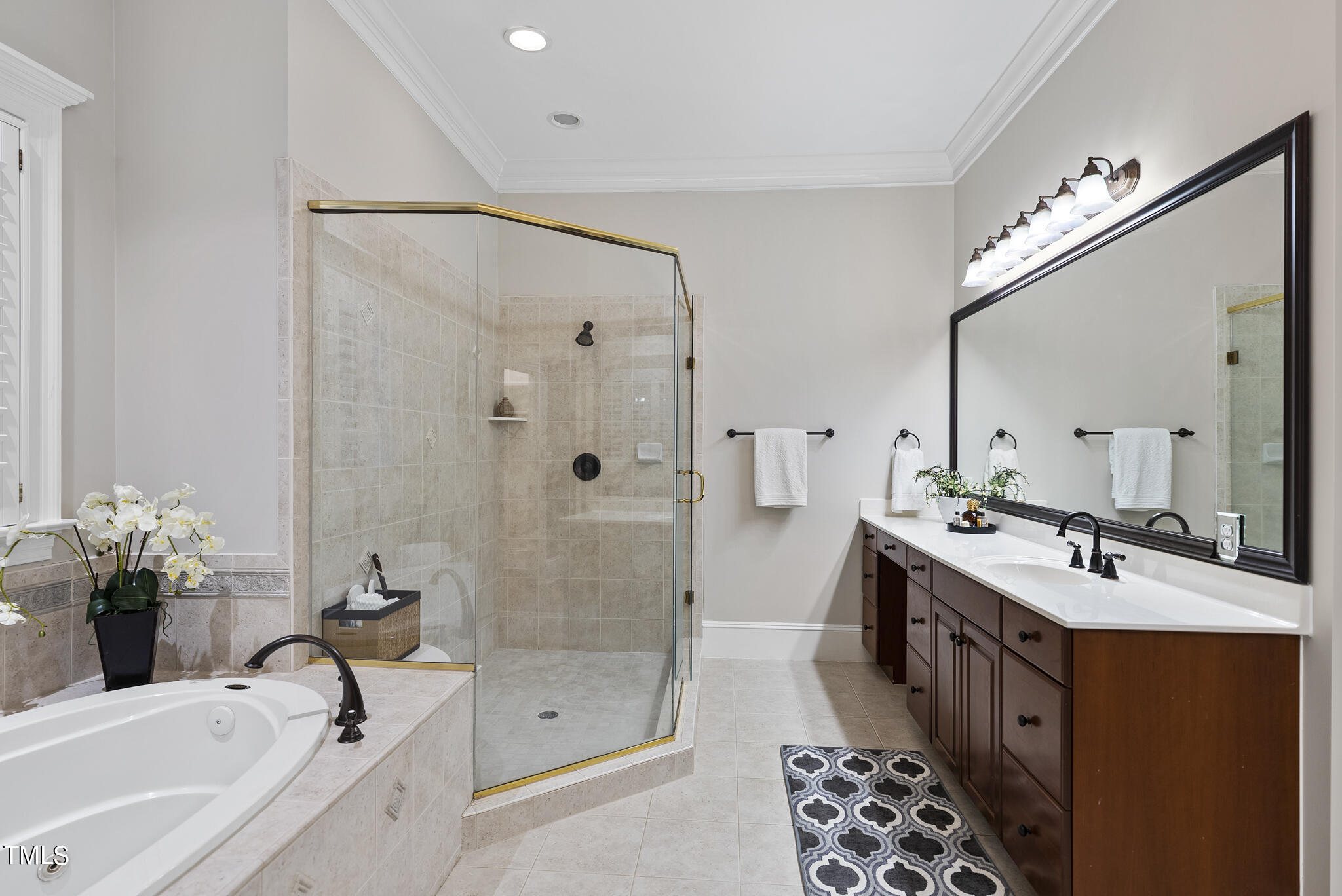 2408 Wakefield Plantation Drive Raleigh, NC 27614 - Photo 24 of 61 1st Floor Owner Suite Bathroom