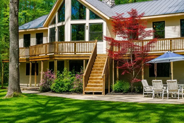 $649,000 | 125 Dubonnet Trail, Interlochen, MI 49643