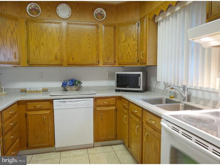 52 Gingerbush Road Levittown, PA 19057 - Photo 5 of 15 Kitchen