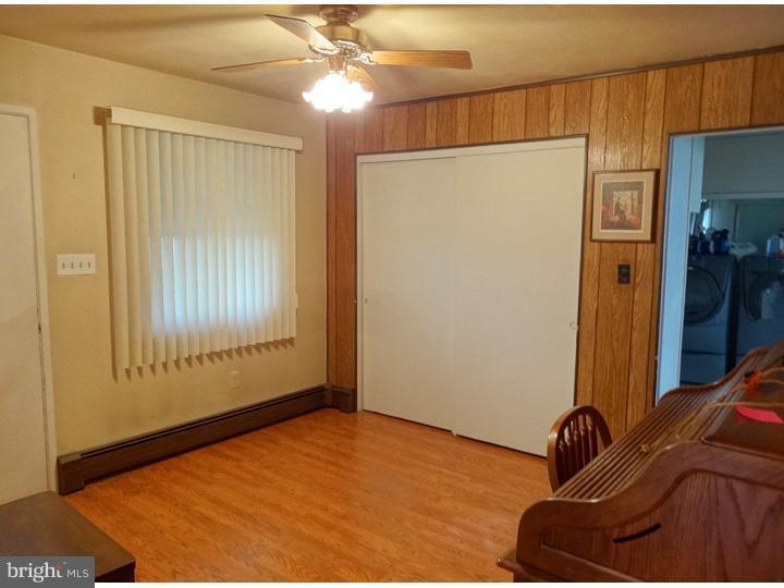 52 Gingerbush Road Levittown, PA 19057 - Photo 10 of 15 Family Room
