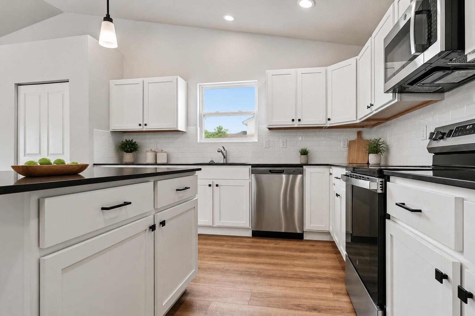 71348 Embassy Road Edwardsburg, MI 49112 - Photo 24 of 34 20 OES008-i2060 9.0 Kitchen Virtual