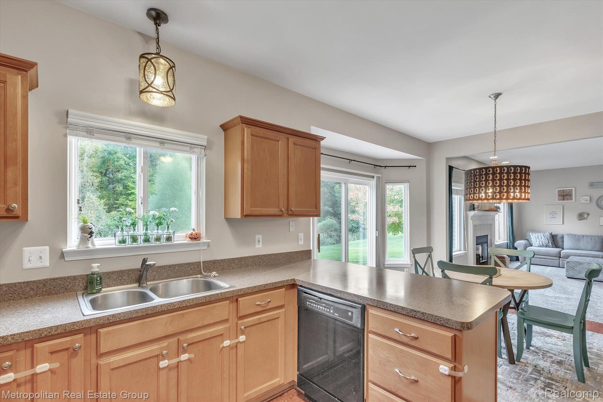 3983 Dun Rovin Court Commerce Township, MI 48382 - Photo 15 of 40 Gallery Image 15