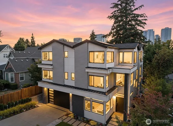 $6,290,000 | 422 98th Avenue Northeast, Bellevue, WA 98004