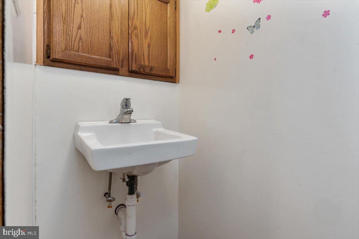 203 West Meadow Road Baltimore, MD 21225 - Photo 26 of 31