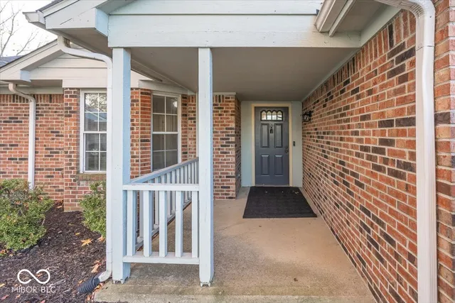 $295,000 | 7118 White Oak Trail, Indianapolis, IN 46236