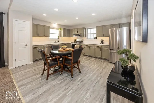 $295,000 | 7118 White Oak Trail, Indianapolis, IN 46236