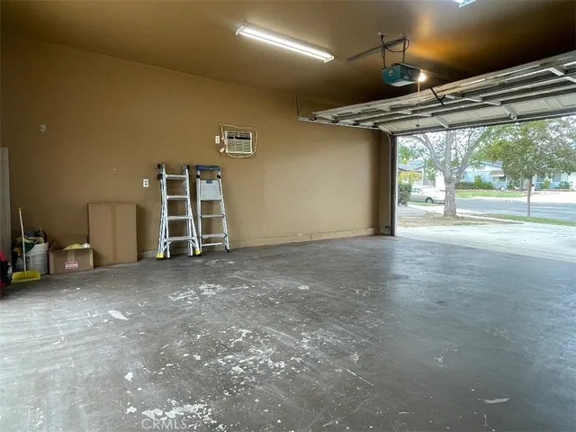 a view of a garage