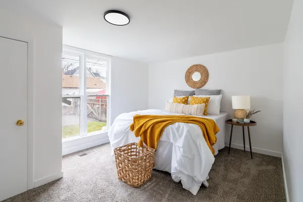 $399,999 | 1014 West Spofford Avenue, Spokane, WA 99205