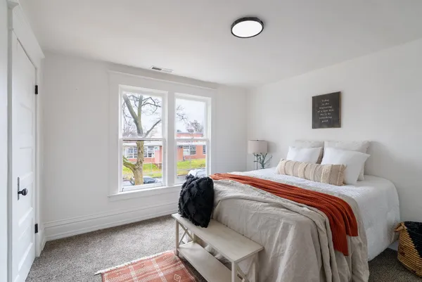 $399,999 | 1014 West Spofford Avenue, Spokane, WA 99205