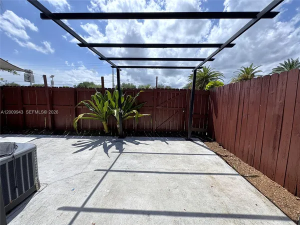 $2,700 | 13640 Southwest 102nd Lane, Unit 13640, Miami, FL 33186