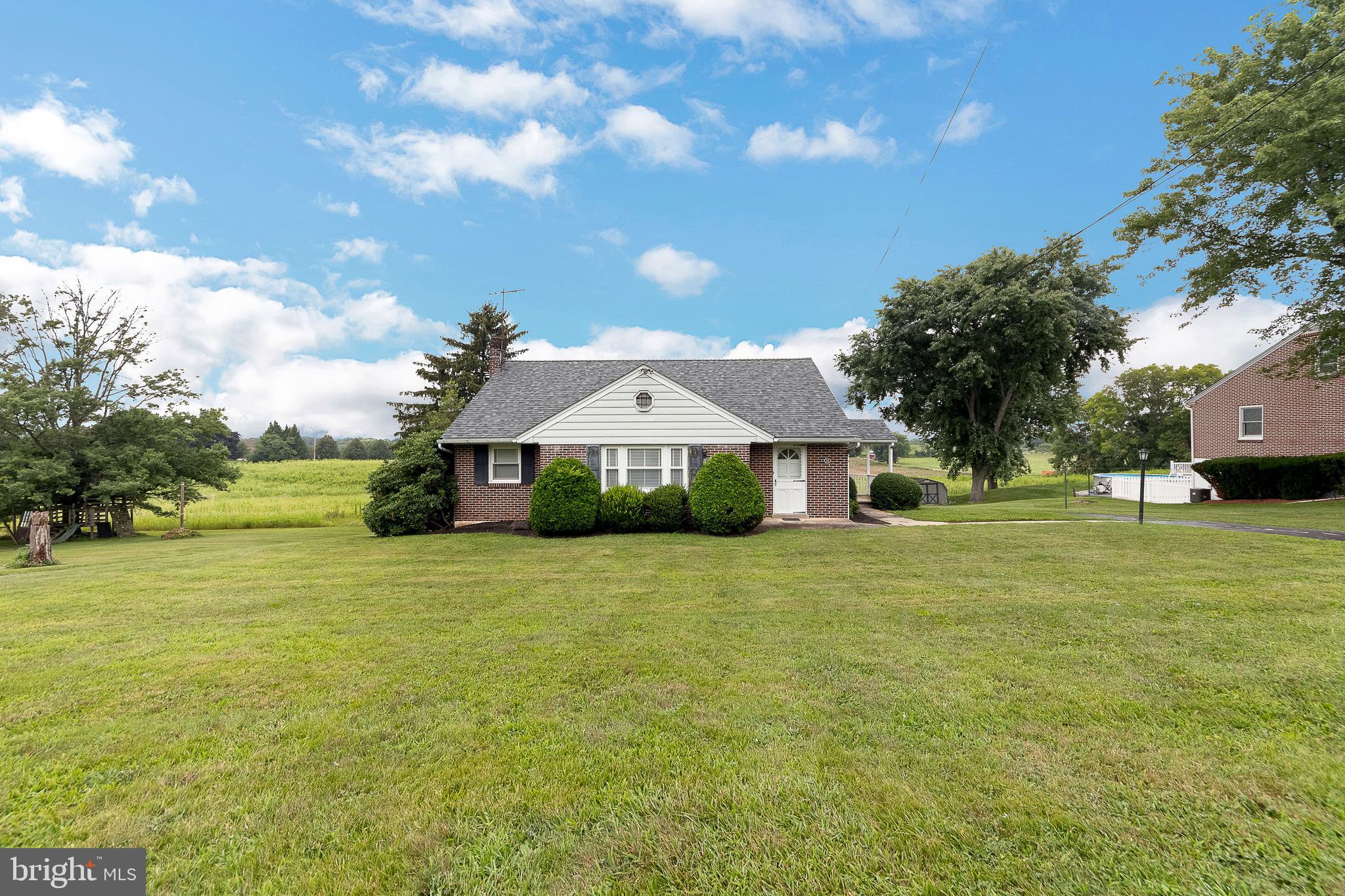 35 Keen Road Spring City, PA 19475 - Photo 3 of 30