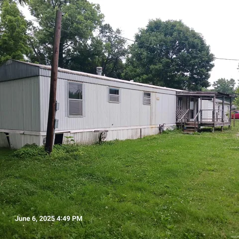 $63,000 | 403 West Fillmore Street, Staunton, IN 47834