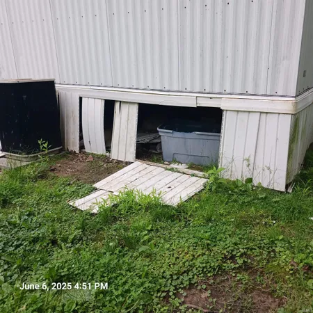 $62,499 | 403 West Fillmore Street, Staunton, IN 47834