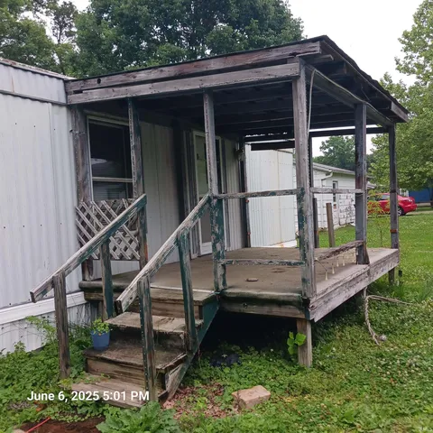 $63,000 | 403 West Fillmore Street, Staunton, IN 47834