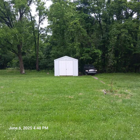 $63,000 | 403 West Fillmore Street, Staunton, IN 47834