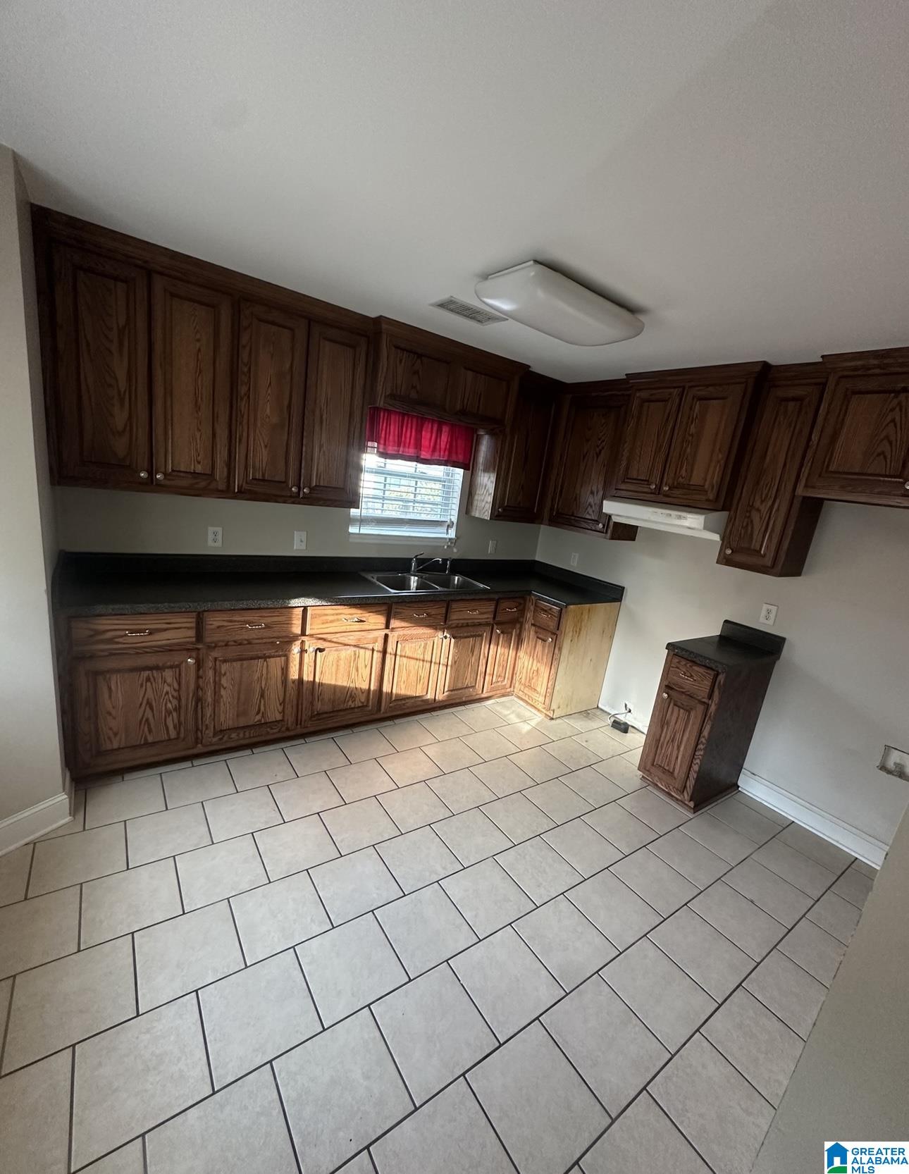 313 Adell Place Athens, AL 35611 - Photo 5 of 10