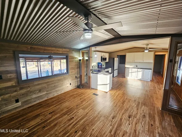 $275,000 | 144 Harlan Davis Road, Lumberton, MS 39455