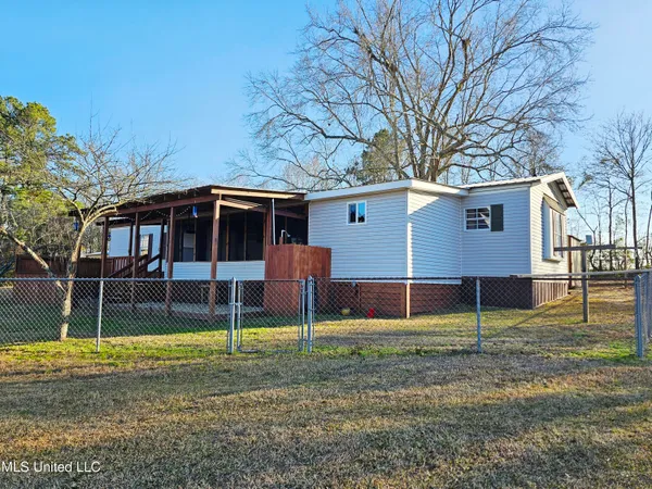 $275,000 | 144 Harlan Davis Road, Lumberton, MS 39455