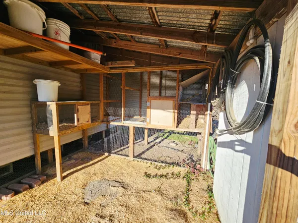 $275,000 | 144 Harlan Davis Road, Lumberton, MS 39455