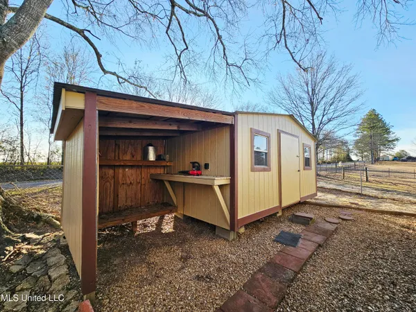 $275,000 | 144 Harlan Davis Road, Lumberton, MS 39455