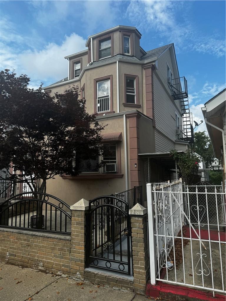 Undisclosed Address Queens, NY 11419 - Photo 4 of 4