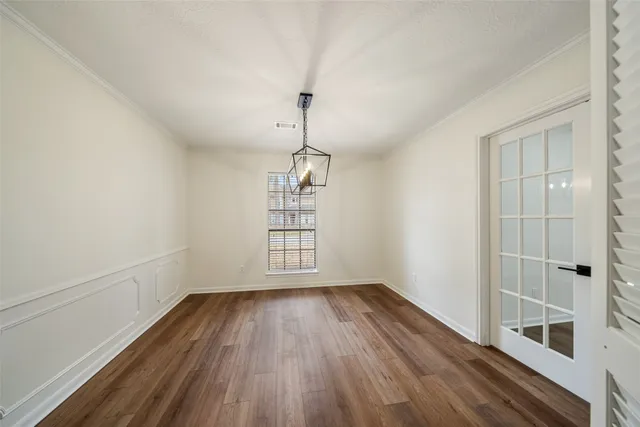 $2,375 | 3518 Cave Springs Drive, Kingwood, TX 77339