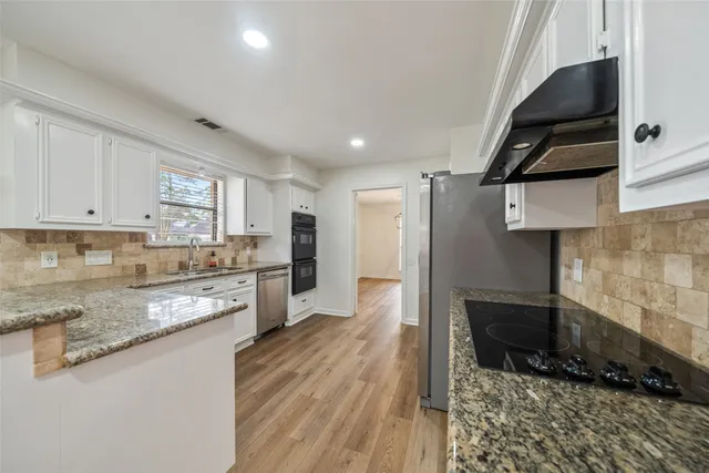 $2,375 | 3518 Cave Springs Drive, Kingwood, TX 77339