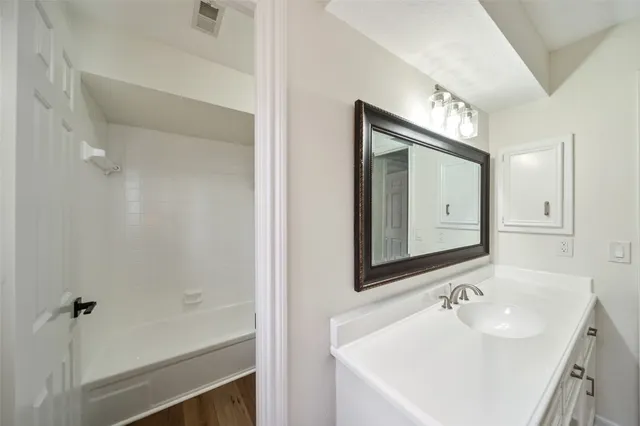 $2,375 | 3518 Cave Springs Drive, Kingwood, TX 77339