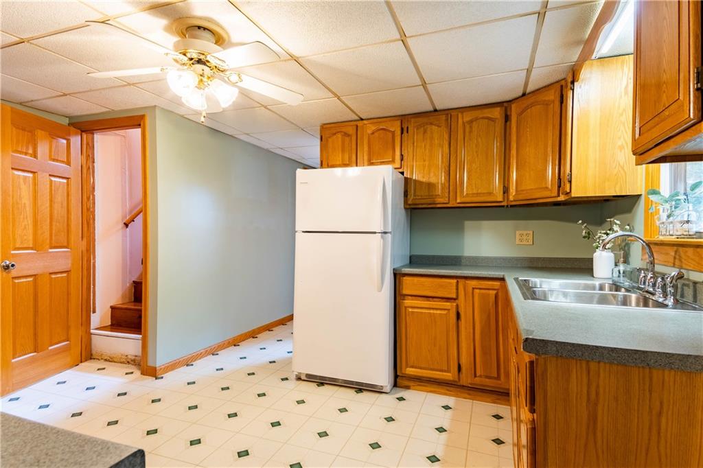711 Saxonburg Road Butler, PA 16002 - Photo 3 of 22