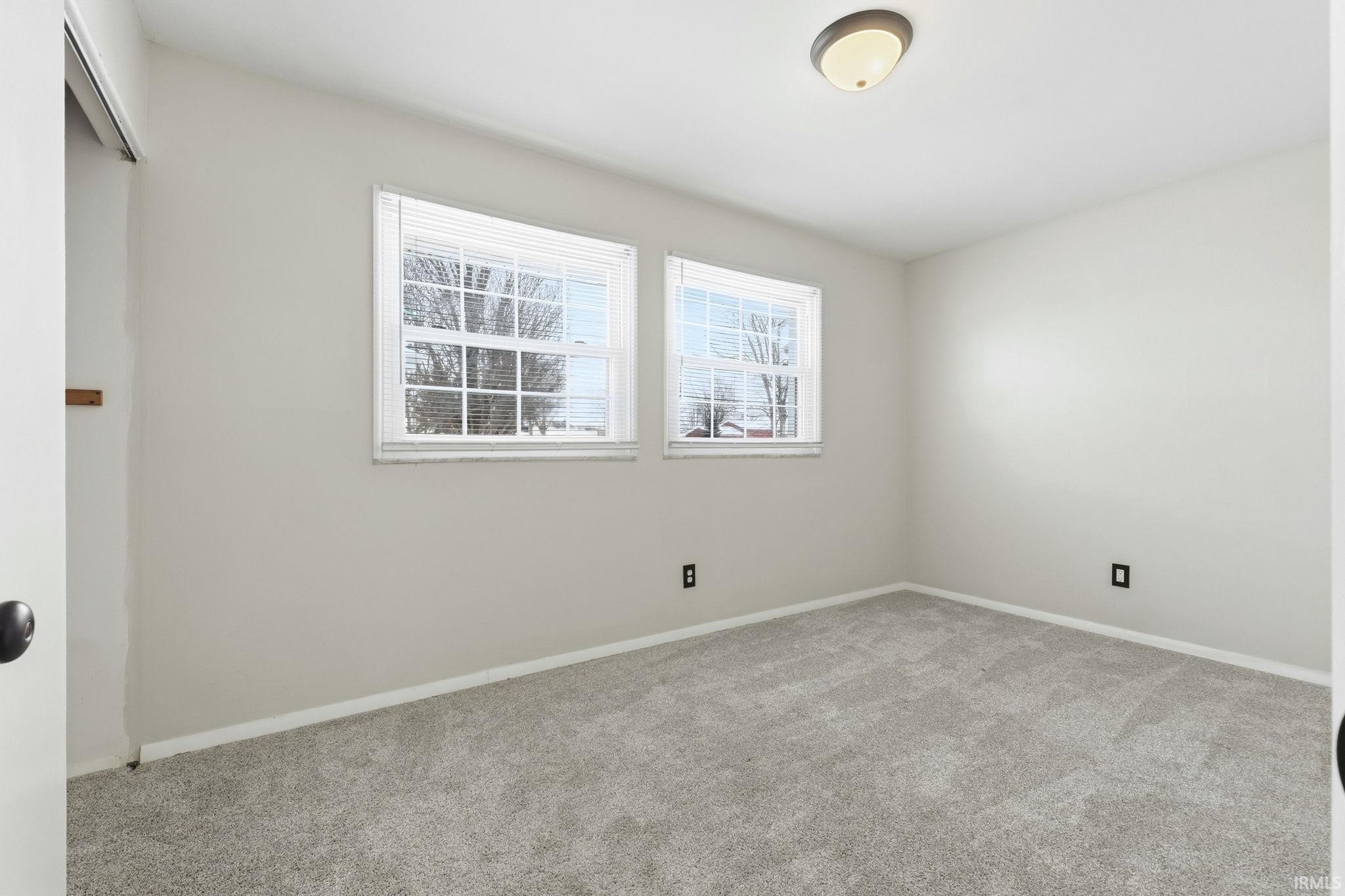 15019 Auburn Road Fort Wayne, IN 46845 - Photo 14 of 34 Gallery Image 14