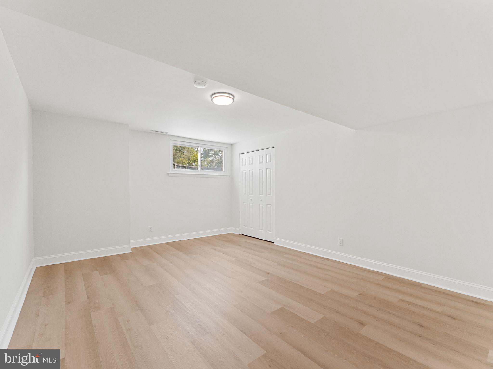 16 Bryant Road Blackwood, NJ 08012 - Photo 35 of 57