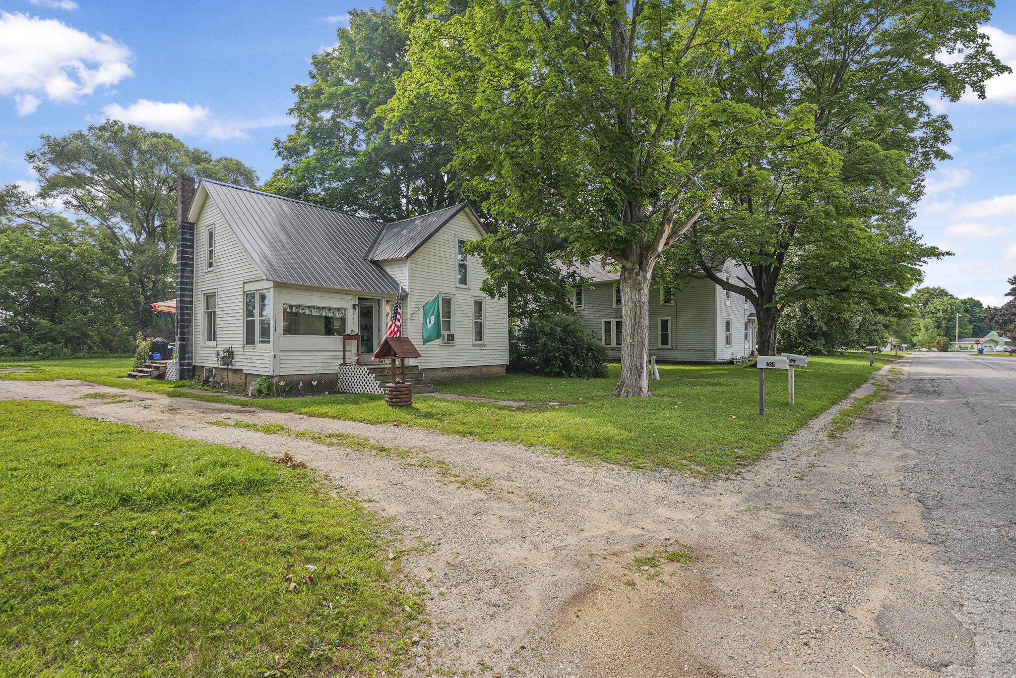 1583 State Street Grawn, MI 49637 - Photo 22 of 35