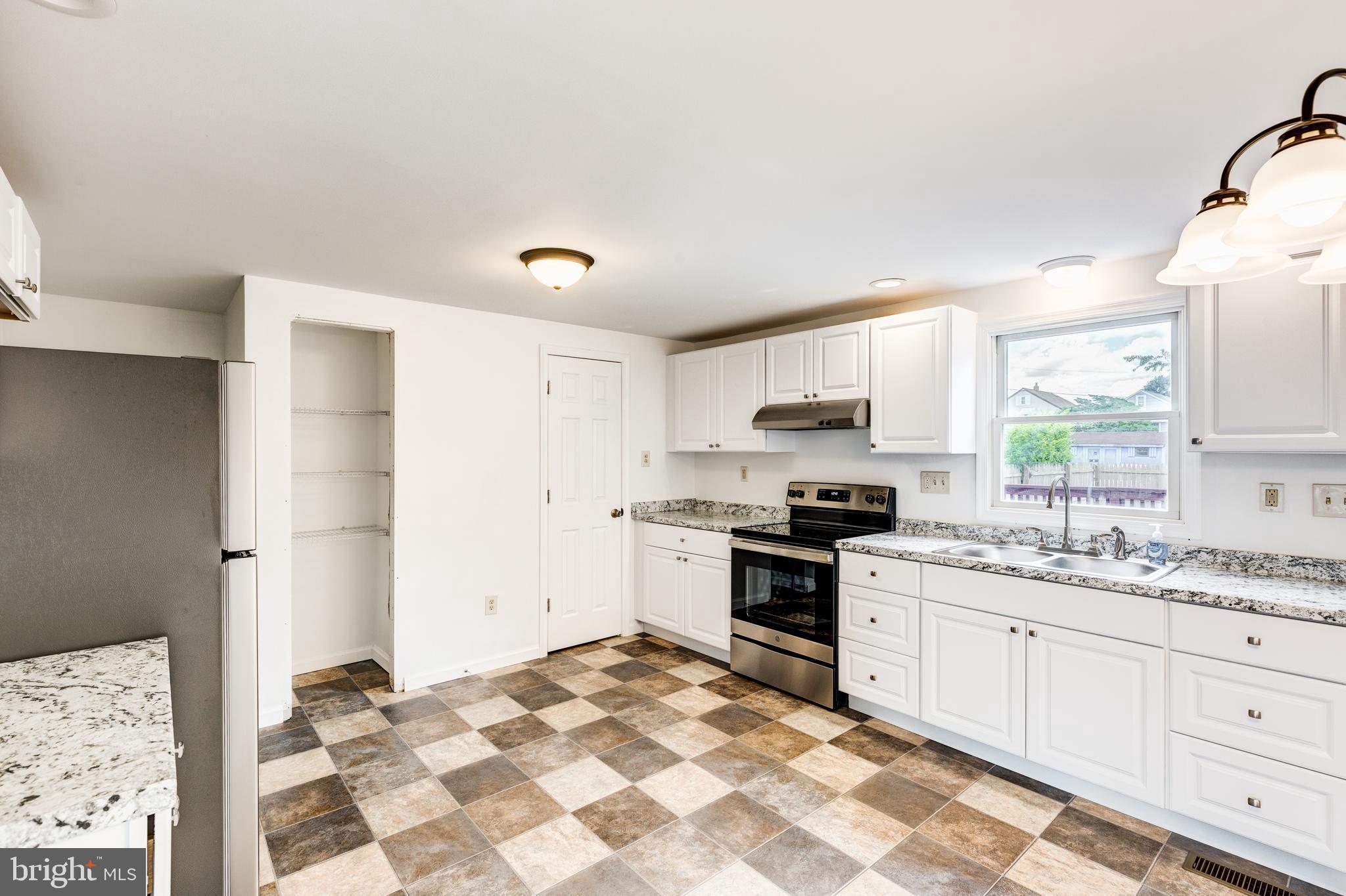 110 Beck Mill Road Hanover, PA 17331 - Photo 8 of 28 Gallery Image 8