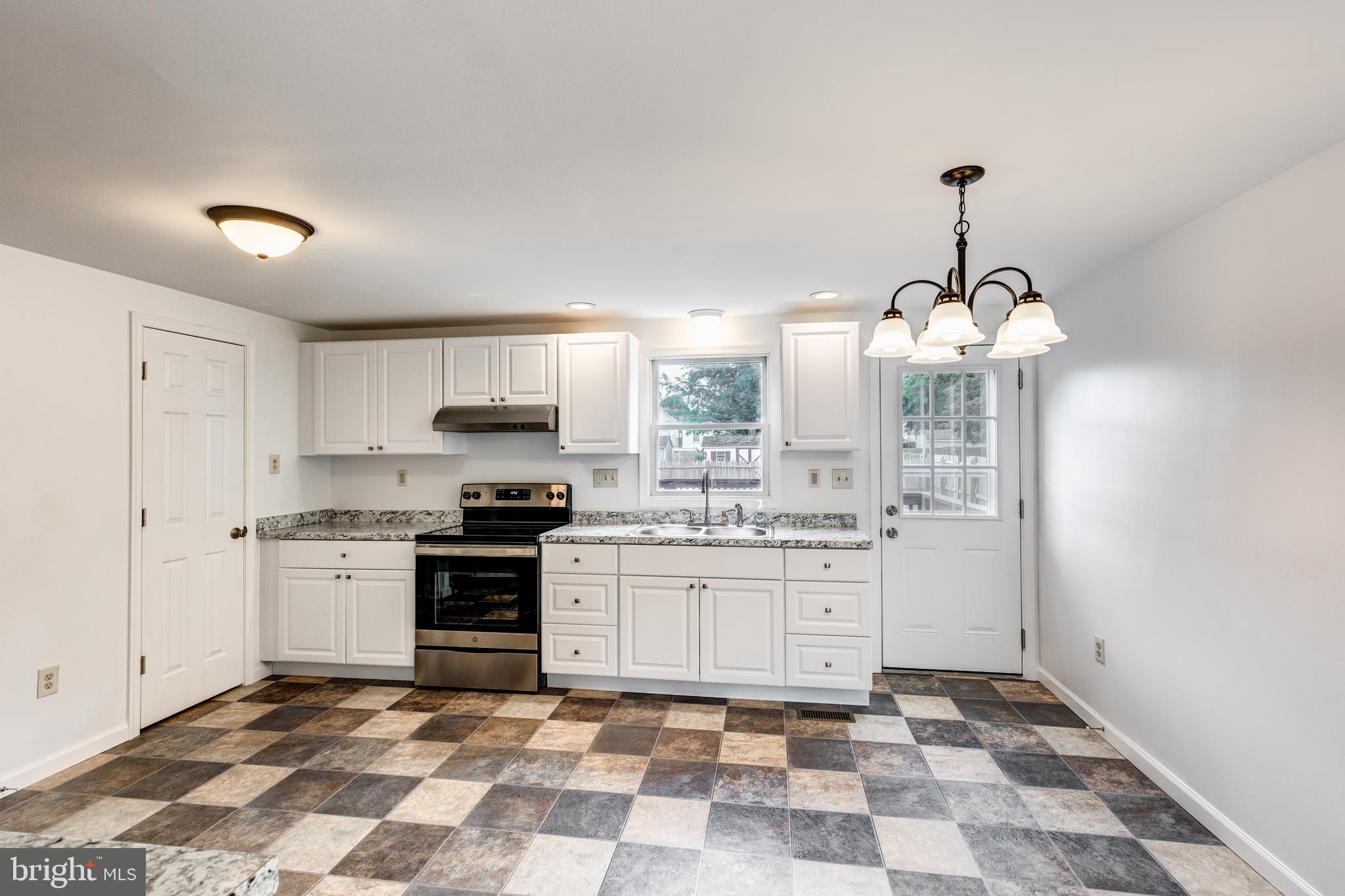110 Beck Mill Road Hanover, PA 17331 - Photo 9 of 28 Gallery Image 9