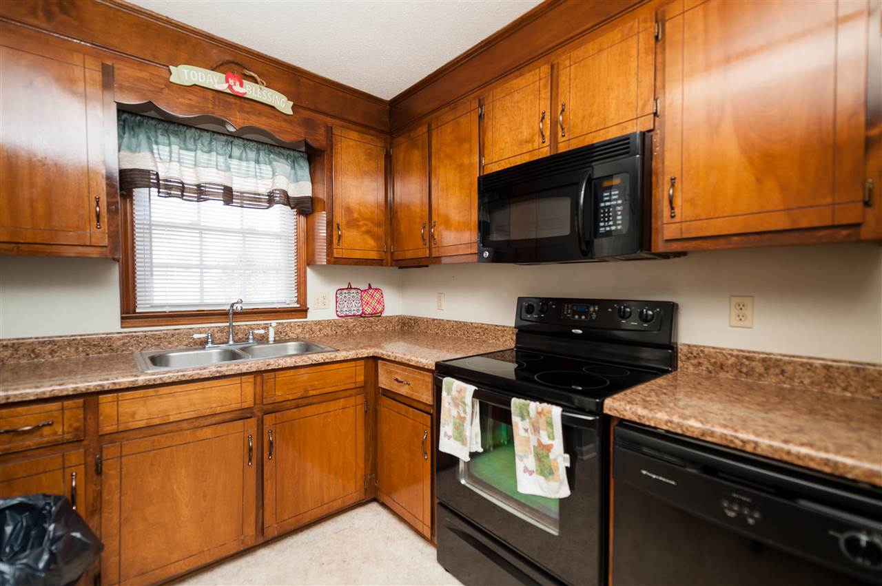 106 Blueberry Lane Inman, SC 29349 - Photo 3 of 31