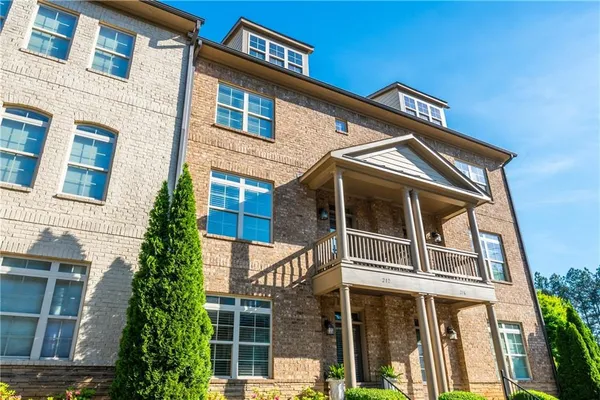 $3,600 | 212 Coronet Woods Court, Unit 800, Smyrna, GA 30080